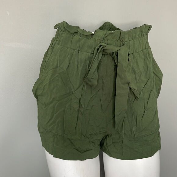 Design Lab High waisted shorts  NEW - Picture 1 of 2